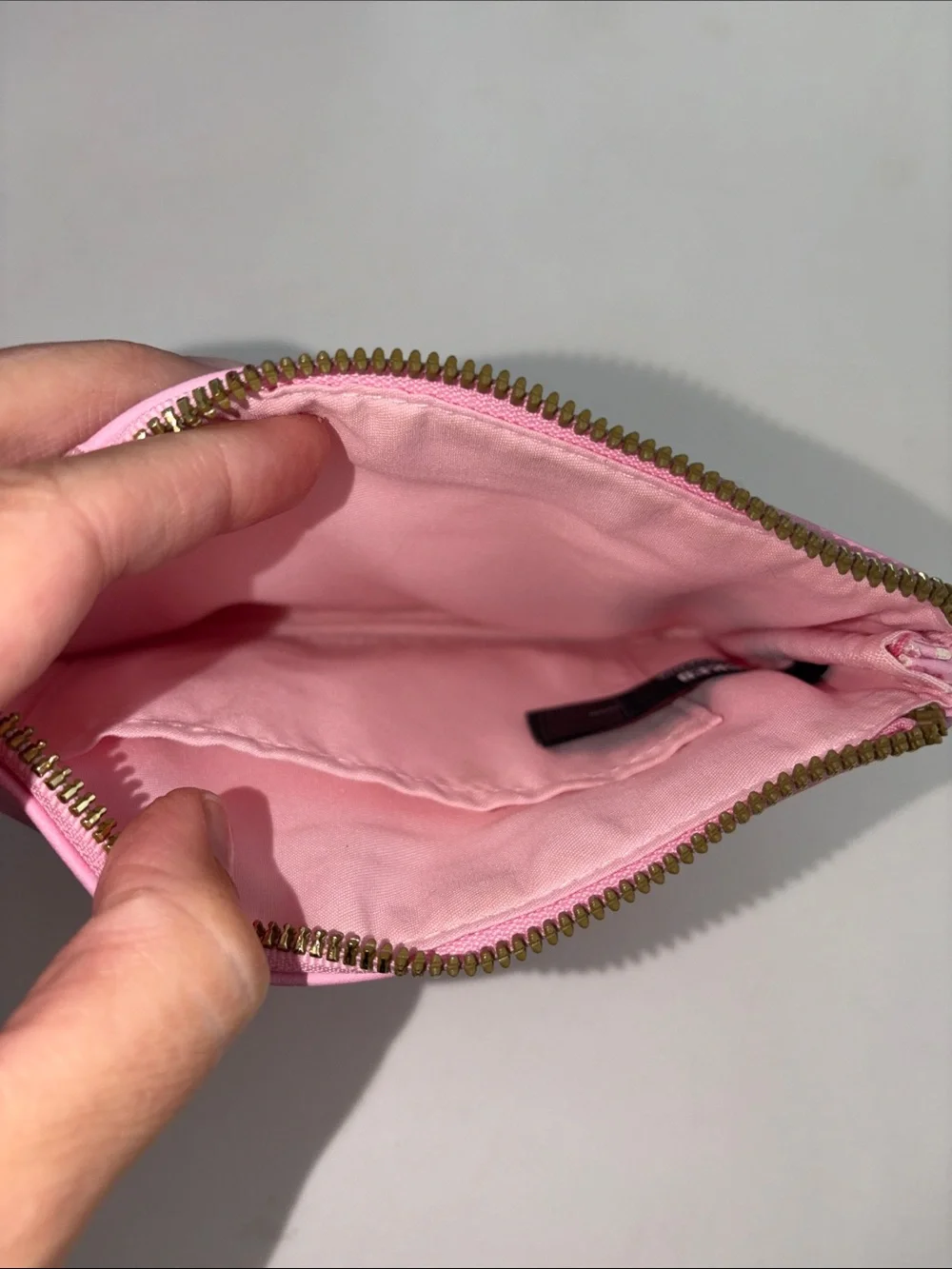 Wicked her universe pink galinda pouch zippered gold details